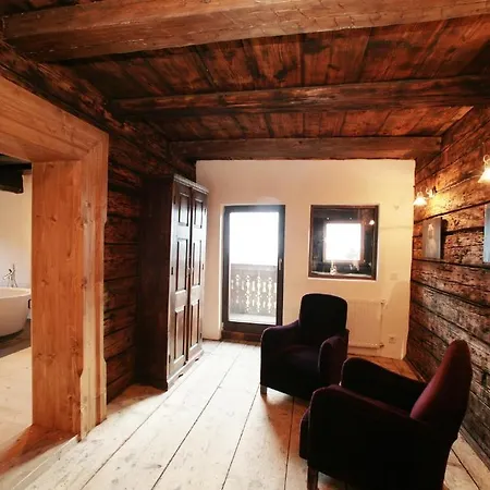 Chalet Farmhouse Höf