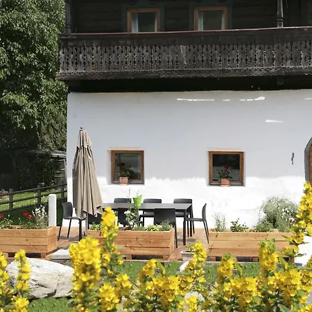 Chalet Farmhouse Höf Taxenbach